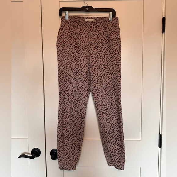 Abercrombie & Fitch Pink Cheetah Sweatsuit (Size S+M) - Picture 3 of 9